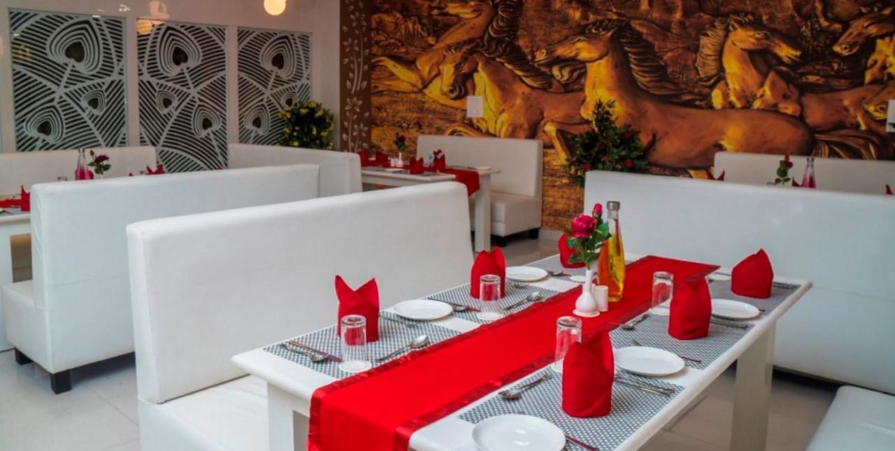 Hotel Kingfisher אודייפור מראה חיצוני תמונה
